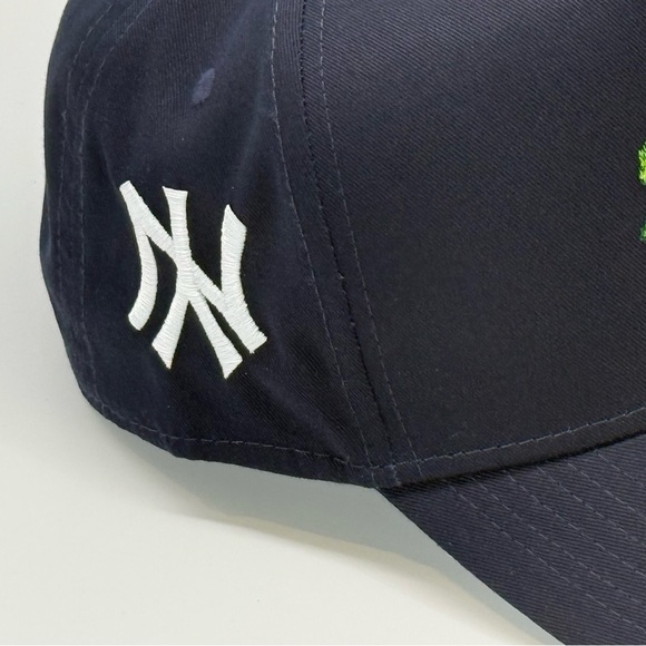 New York Yankees Bonsai Tree - Navy Snapback - Picture 8 of 9